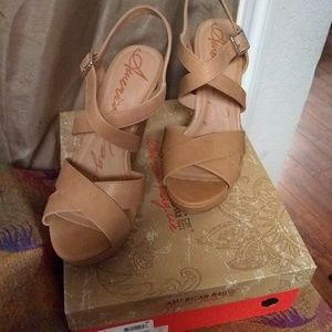 Brand new American Rag sandals